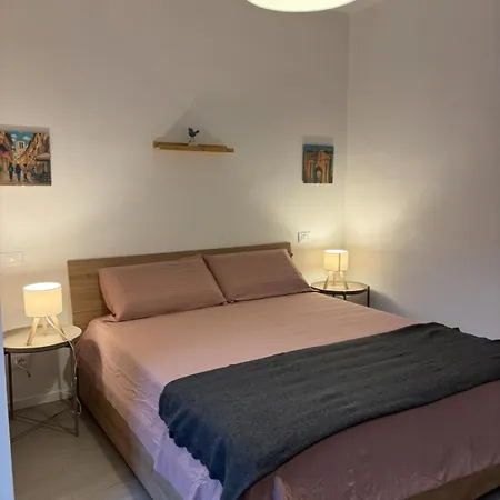 Sottosopra - In Centro A Piedi * פררה