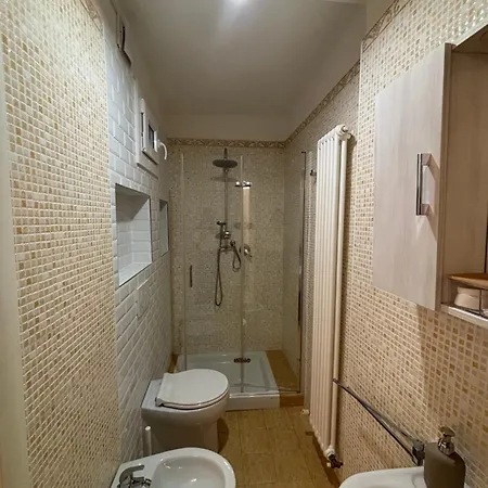 Sottosopra - In Centro A Piedi *